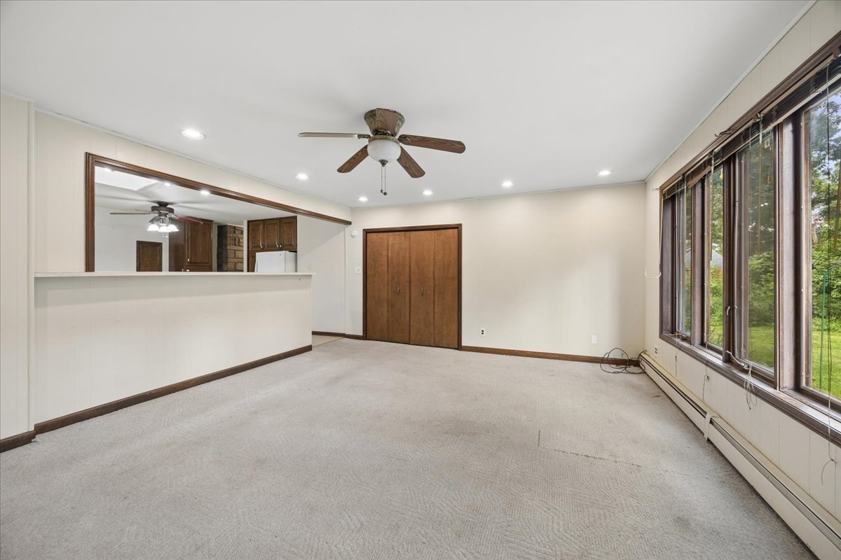 422 E Ravine Avenue Property Photo 8