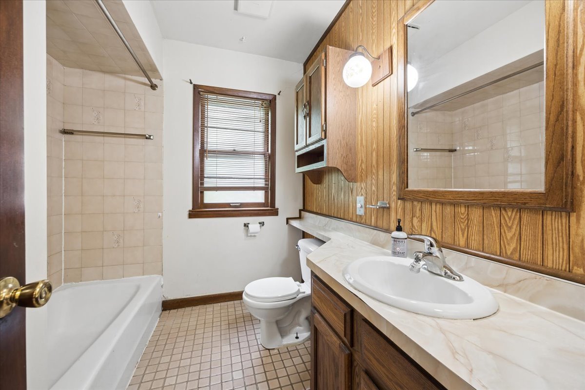 422 E Ravine Avenue Property Photo 17