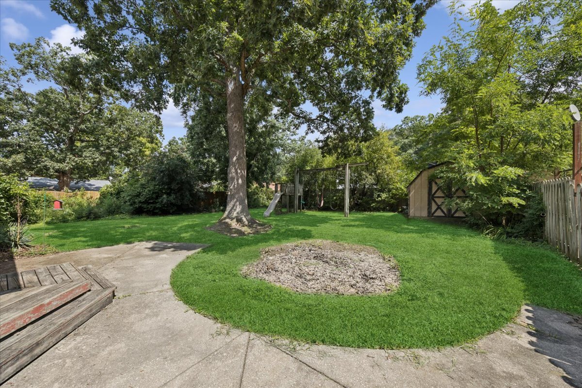 422 E Ravine Avenue Property Photo 19