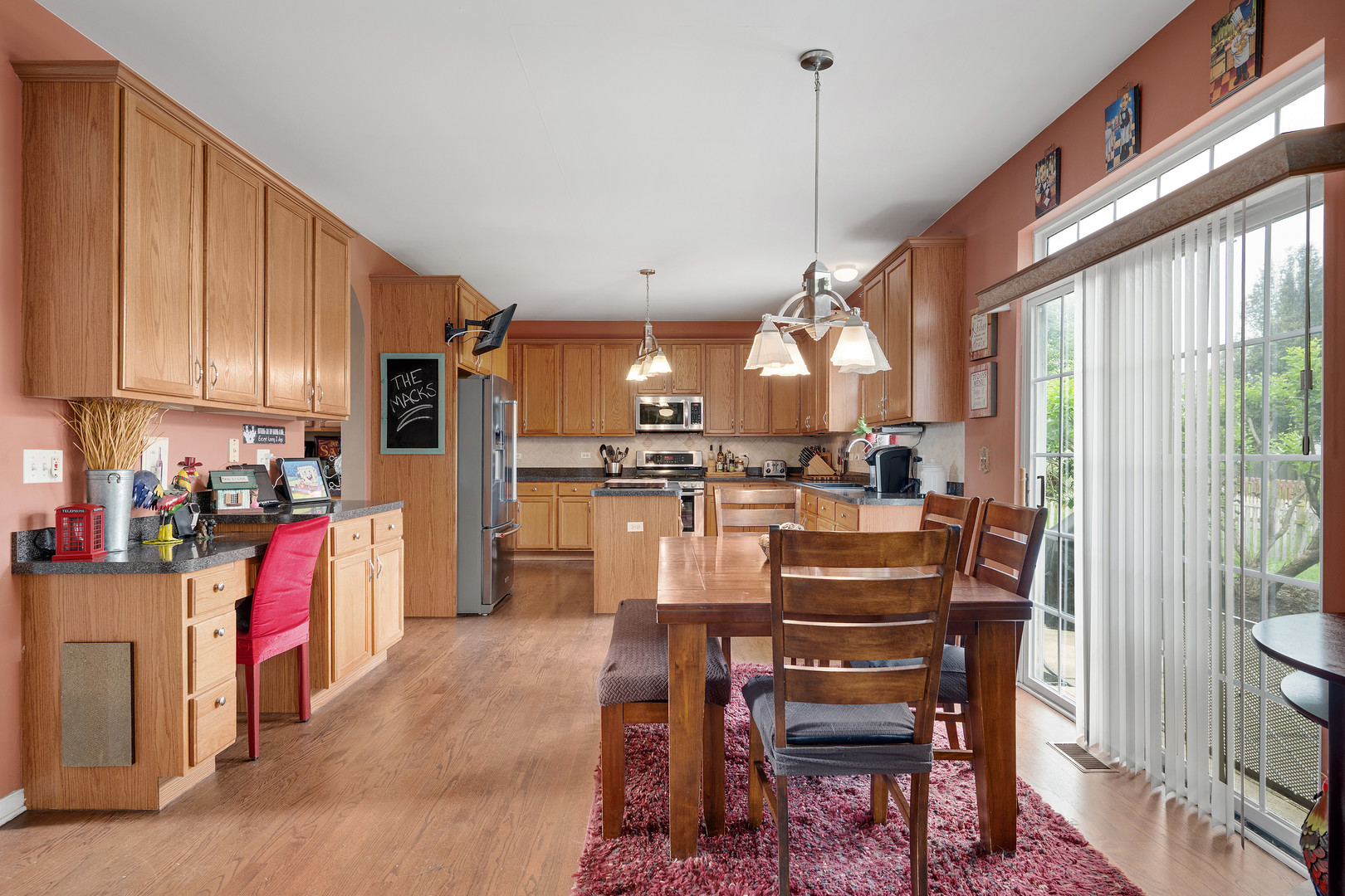 254 E Park Avenue Property Photo 12