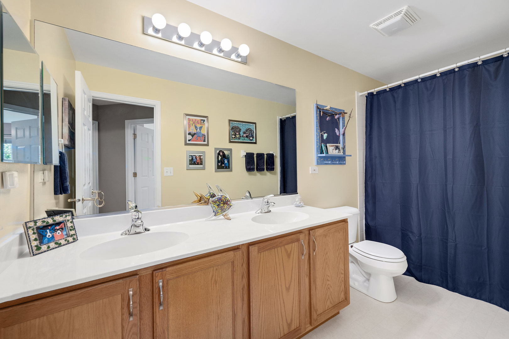 254 E Park Avenue Property Photo 24