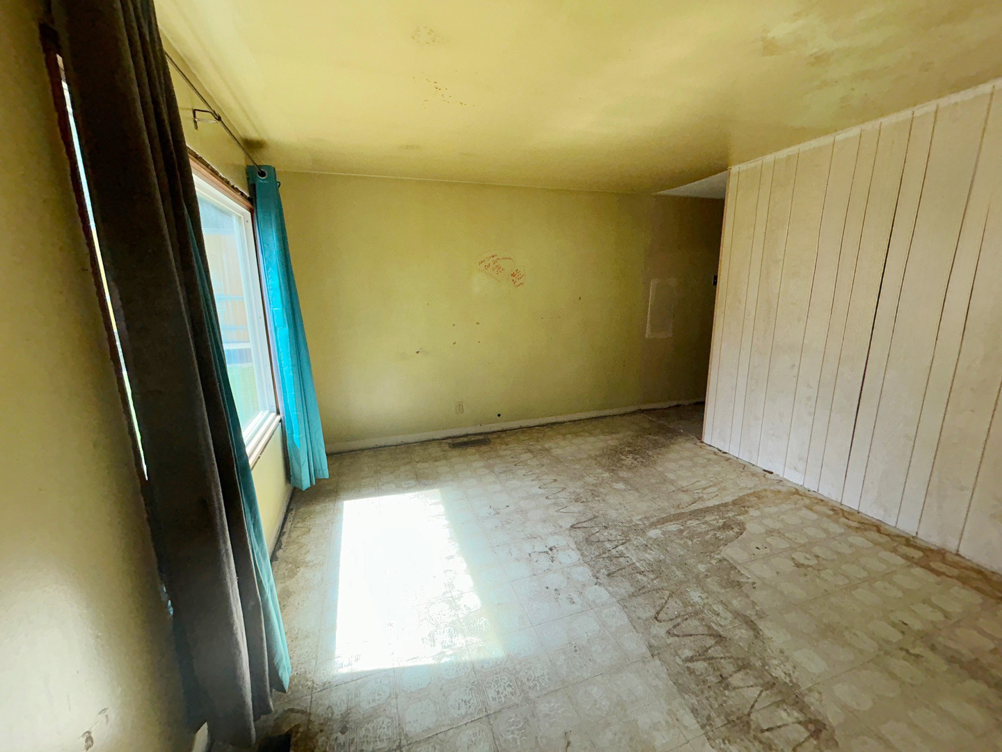 2675 E Melbrook Drive Property Photo 9