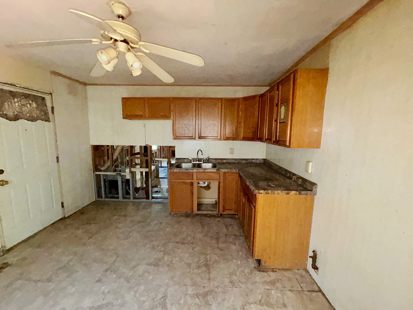 2675 E Melbrook Drive Property Photo 13