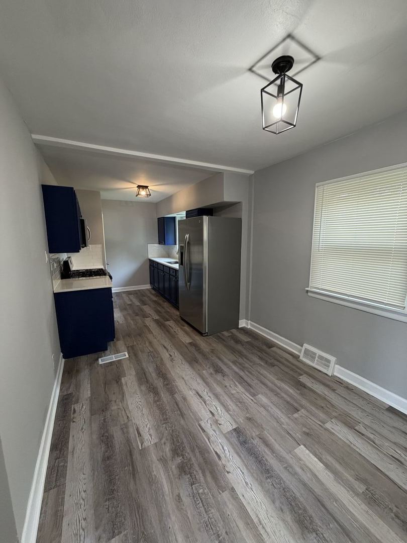 1542 Kenilworth Drive Property Photo 4