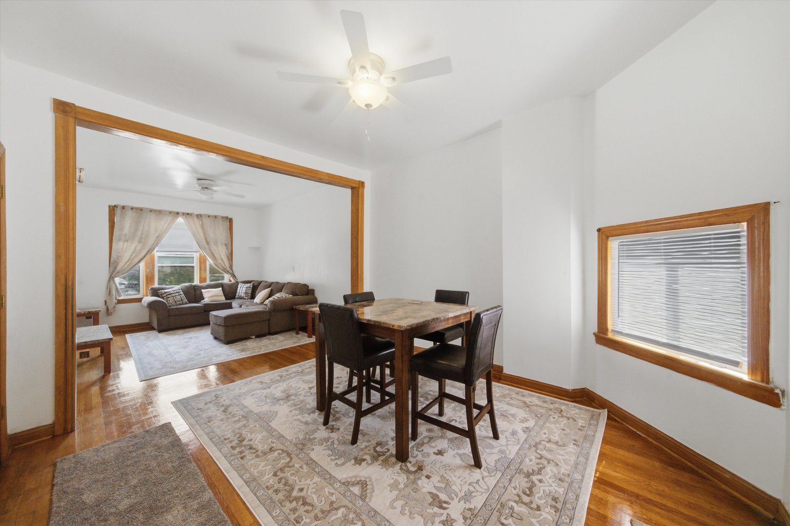 2930 N Milwaukee Avenue Property Photo 4