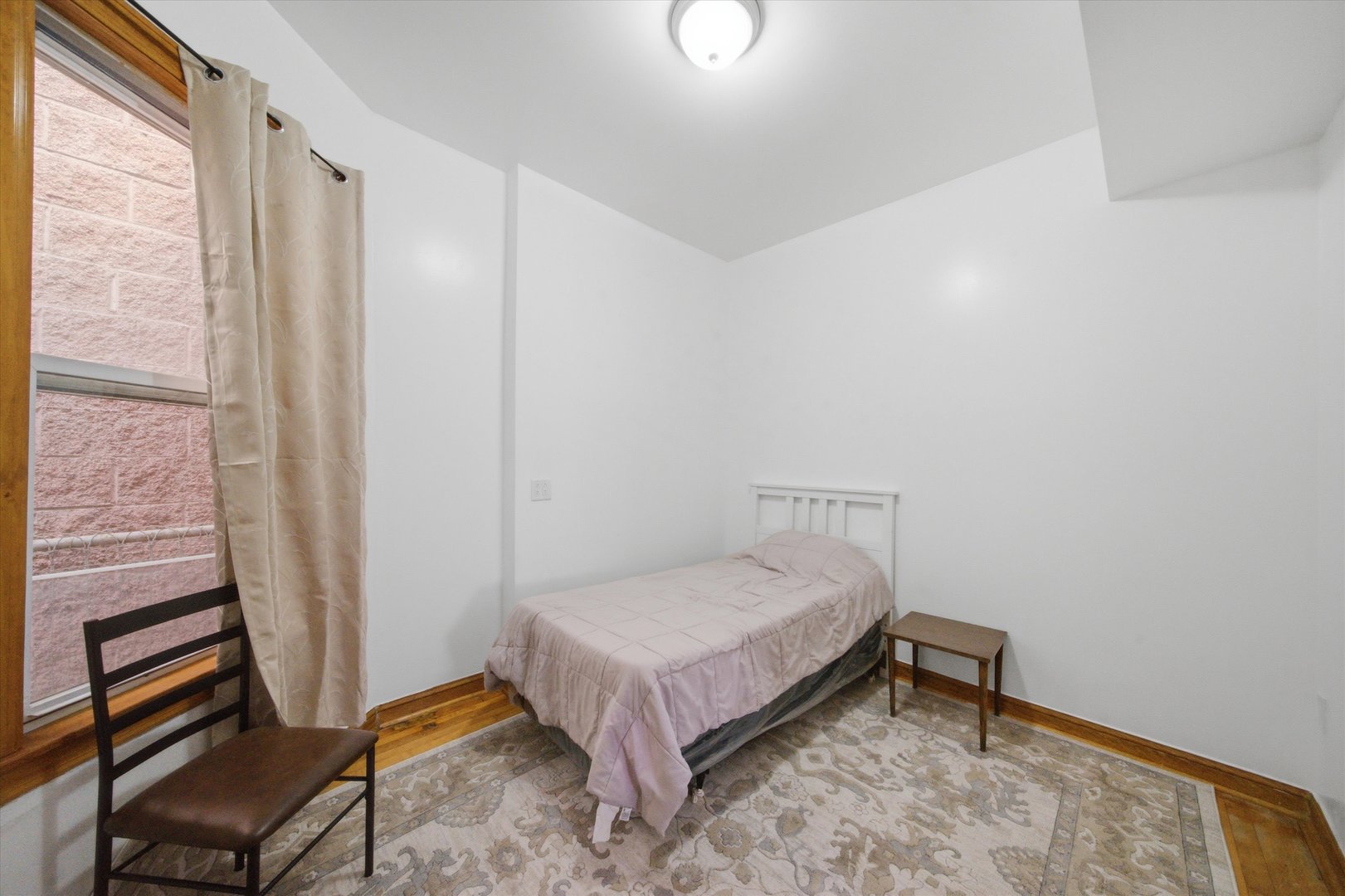 2930 N Milwaukee Avenue Property Photo 15
