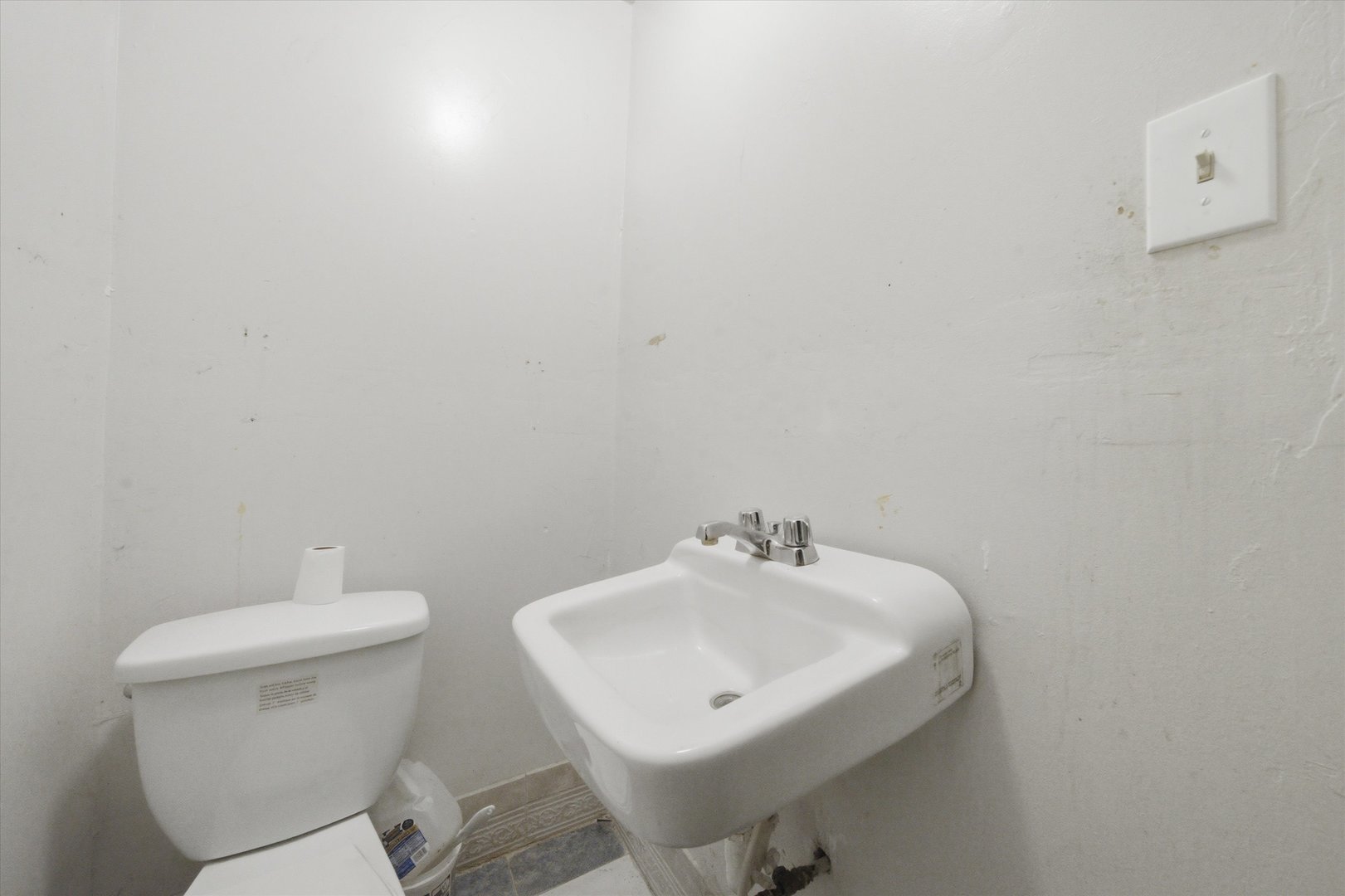 2930 N Milwaukee Avenue Property Photo 27