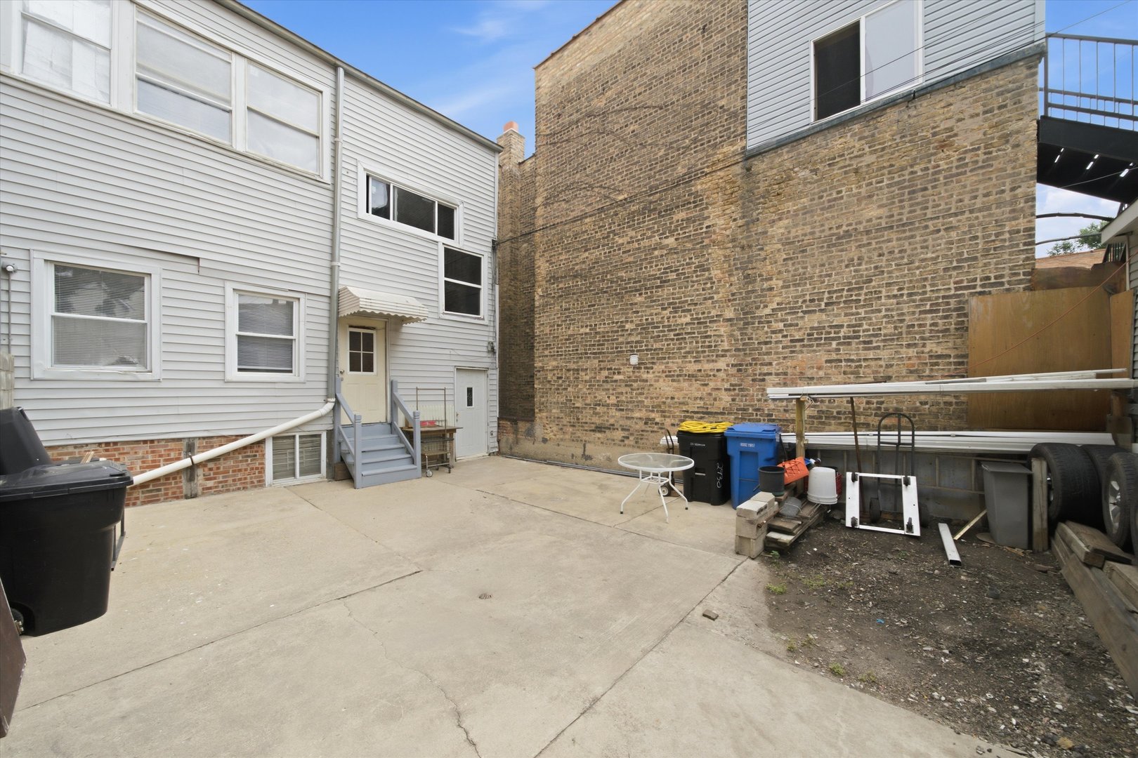 2930 N Milwaukee Avenue Property Photo 37