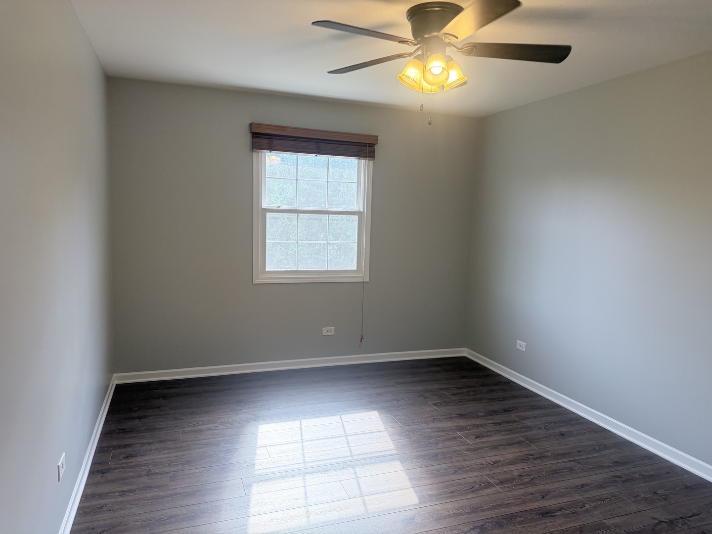 15631 W Waterford Lane Property Photo 9