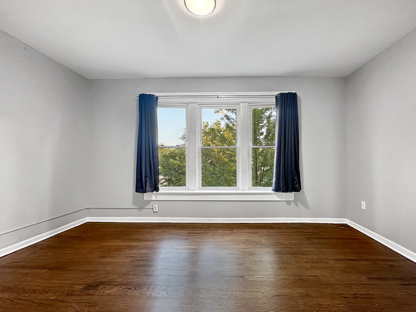 1838 W 65th Street Property Photo 10
