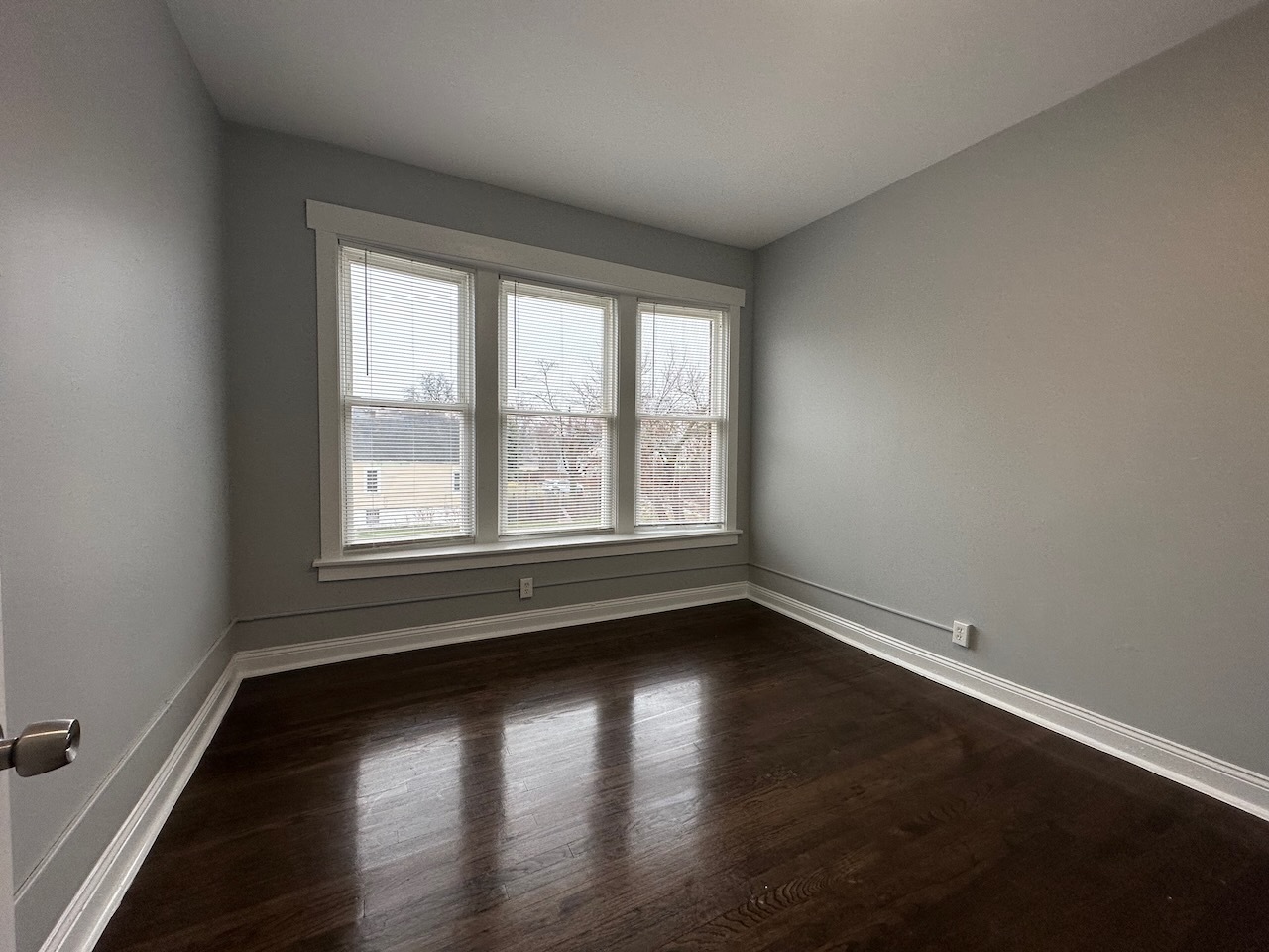1838 W 65th Street Property Photo 28