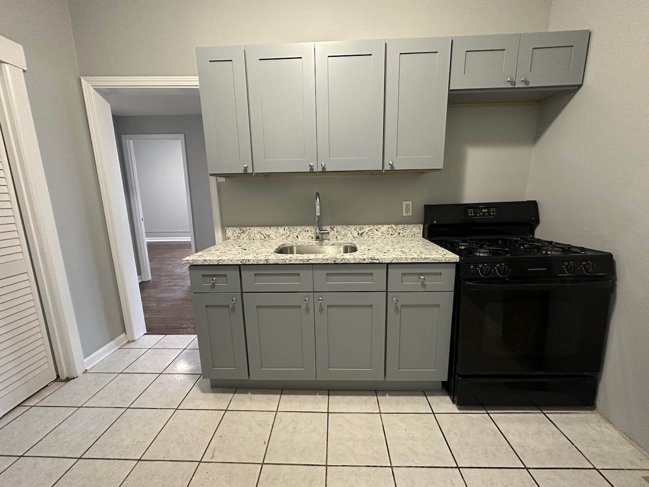 1838 W 65th Street Property Photo 31