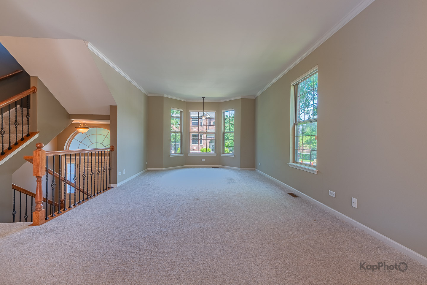 27w708 N Meadowview Drive Property Photo 3