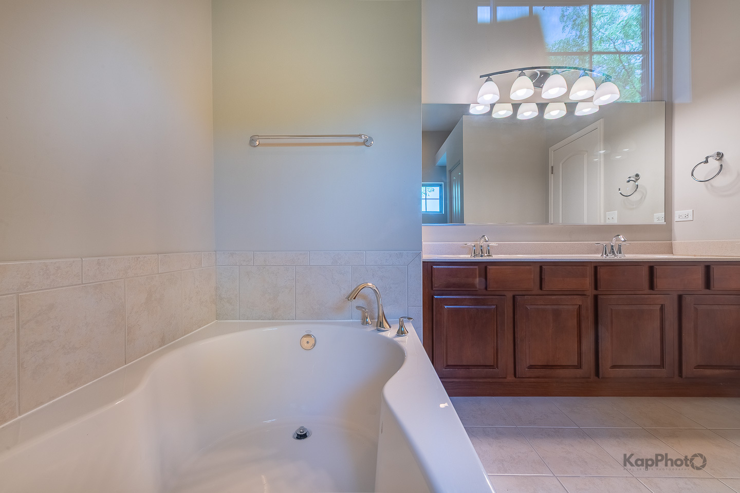 27w708 N Meadowview Drive Property Photo 16