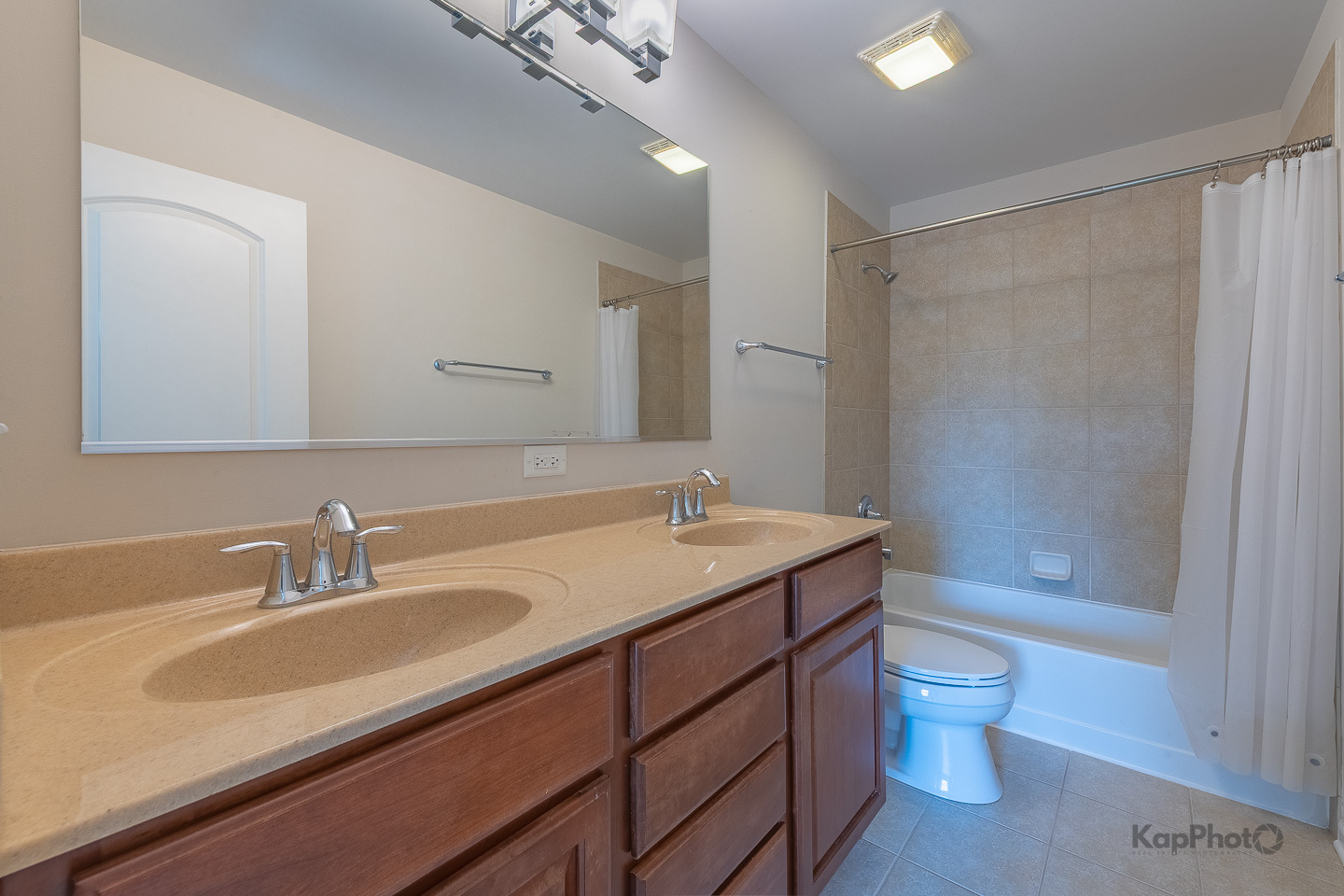 27w708 N Meadowview Drive Property Photo 22