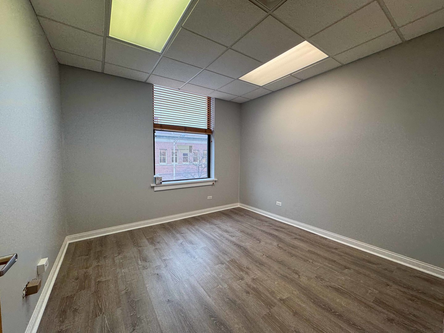105 N Oak Park Avenue 2c Property Photo 5