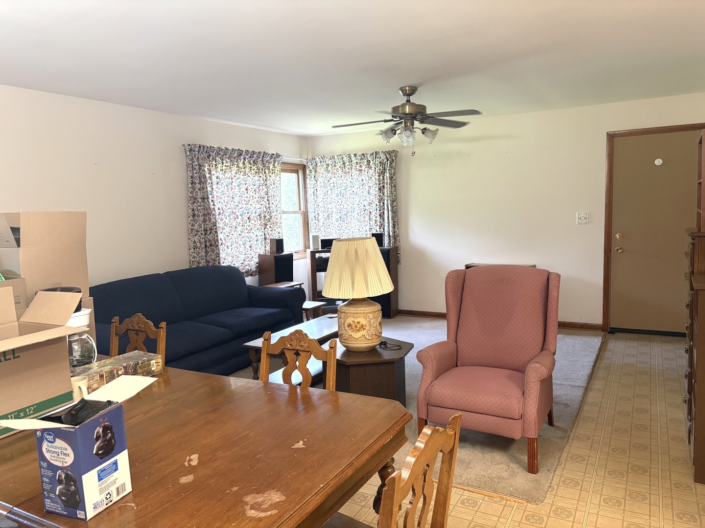 18610 W Karen Lane Property Photo 3