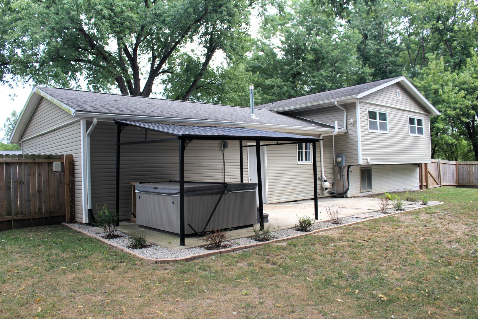 3457 Nancy Lane Property Photo 4