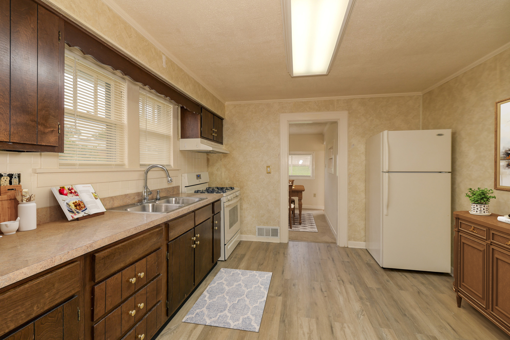 947 Mason Avenue Property Photo 4