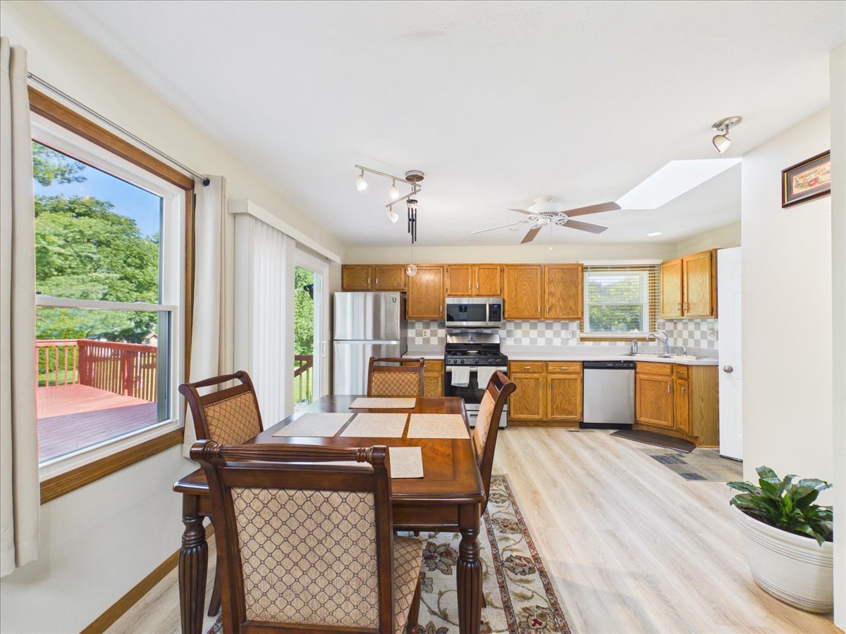 122 Drew Court Property Photo 14
