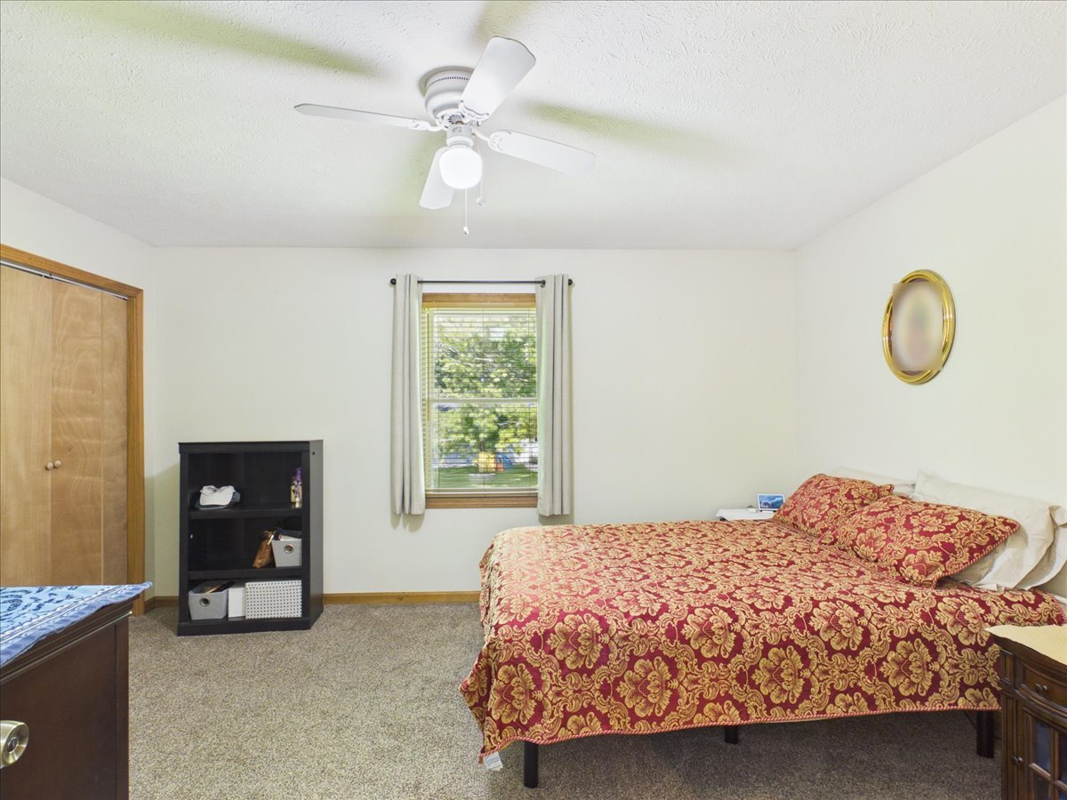 122 Drew Court Property Photo 17