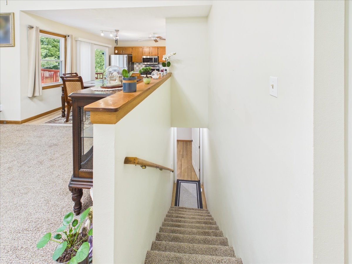 122 Drew Court Property Photo 25
