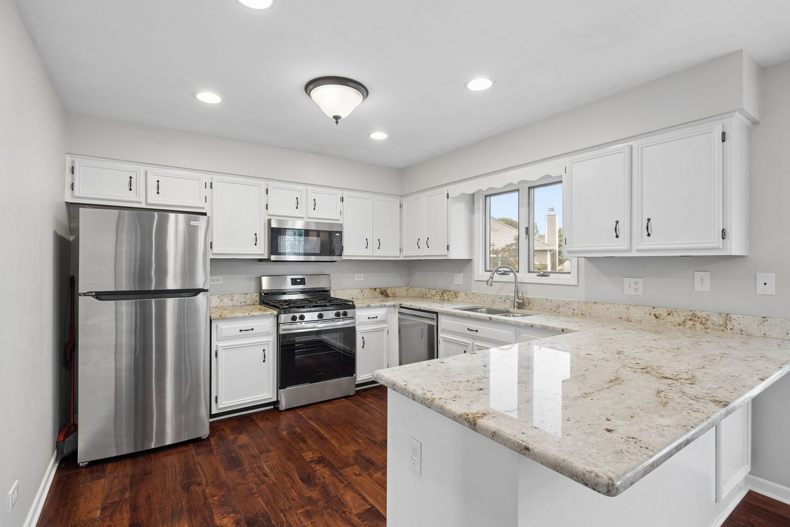 1803 Chestnut Hill Road Property Photo 7