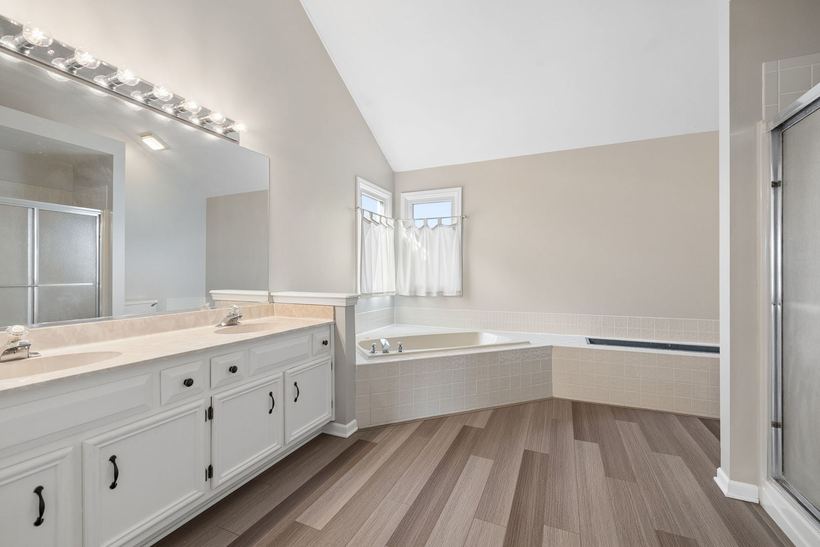 1803 Chestnut Hill Road Property Photo 16