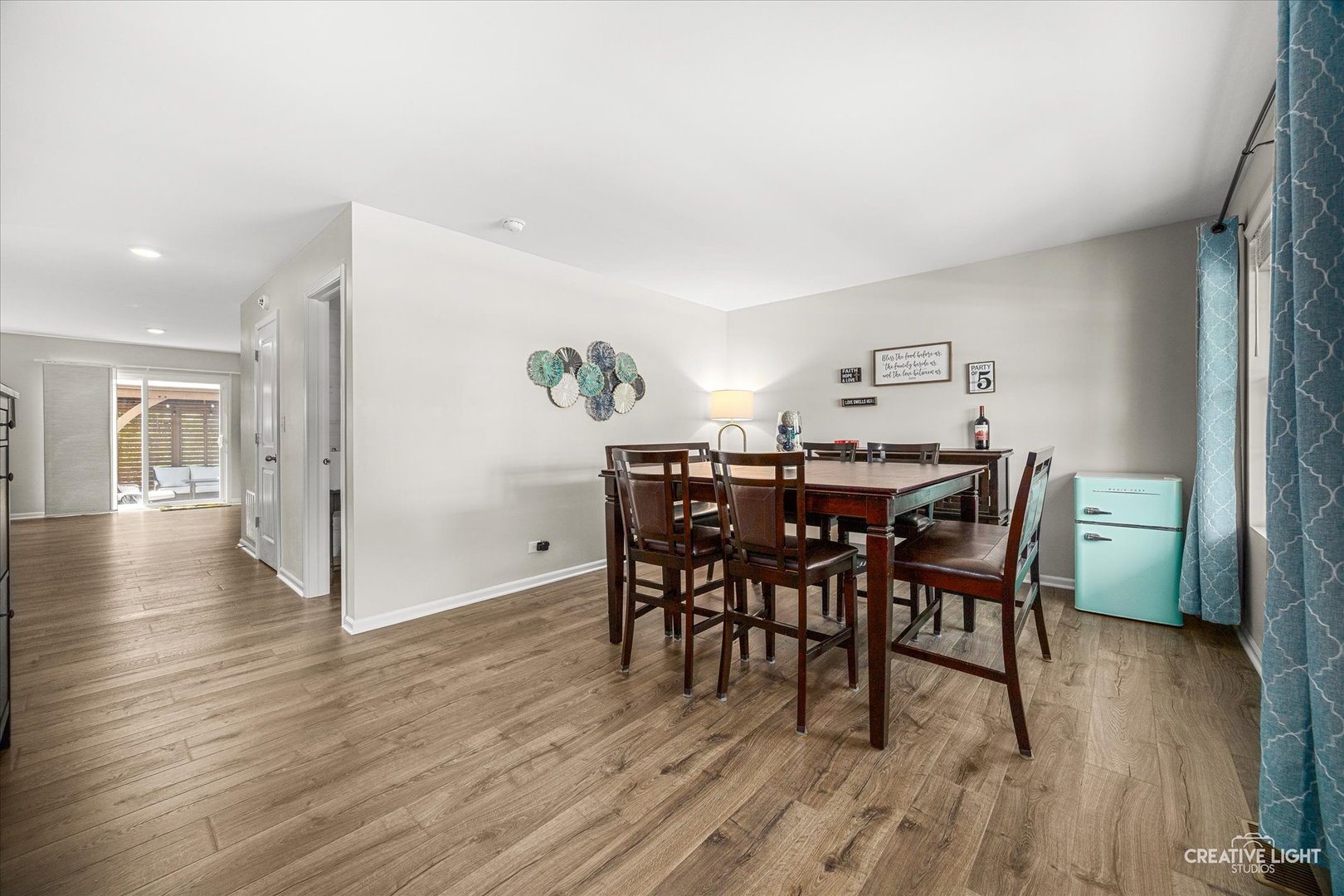 1728 Dempsey Circle Property Photo 3