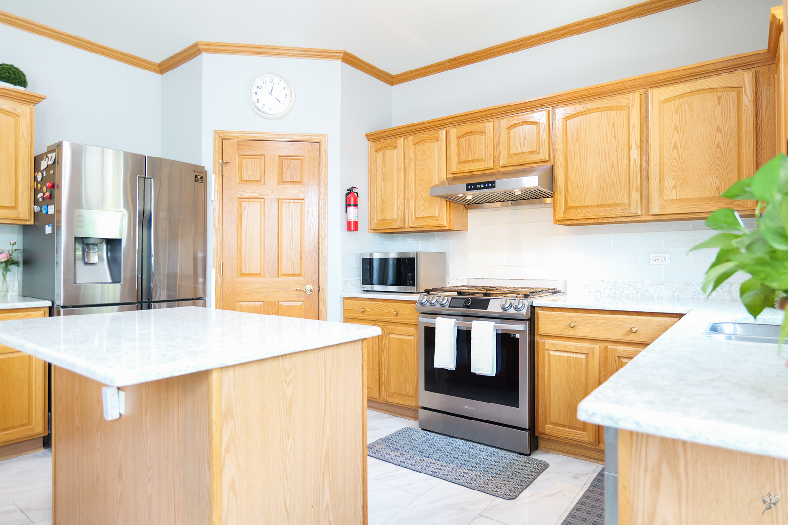2212 Caton Ridge Drive Property Photo 12