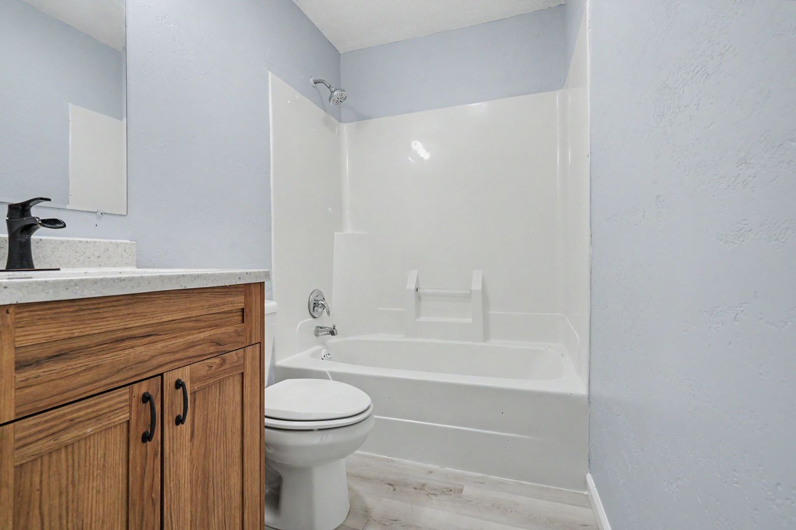 409 W Carter Street Property Photo 8