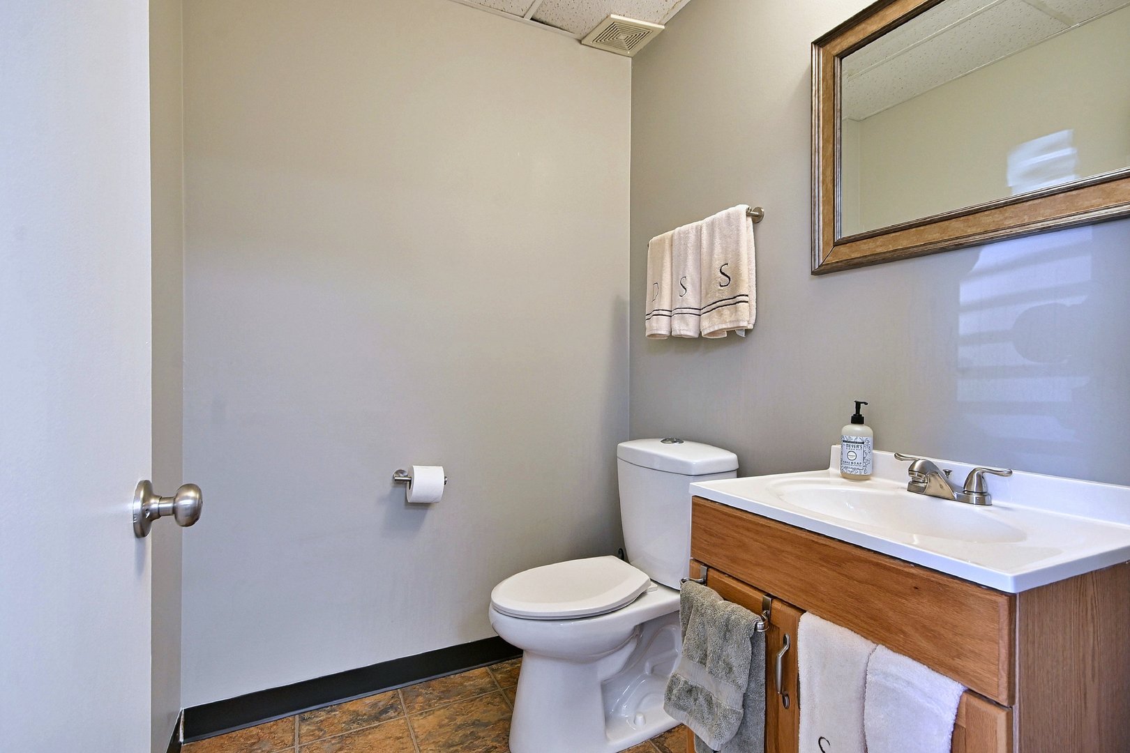 1242 Remington Road A Property Photo 23