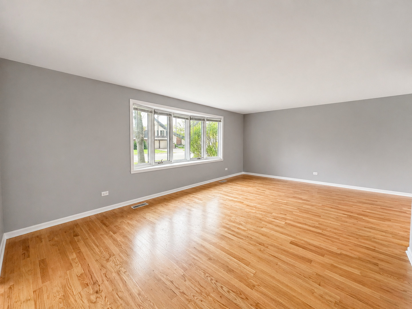 1106 Westfield Lane Property Photo 3