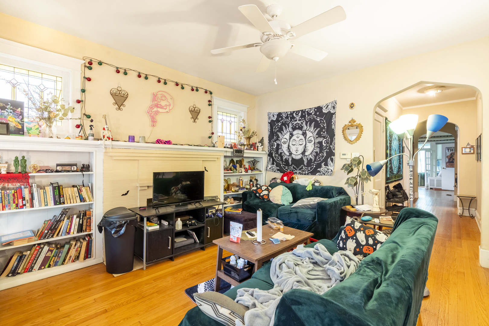 1317 W Elmdale Avenue Property Photo 2