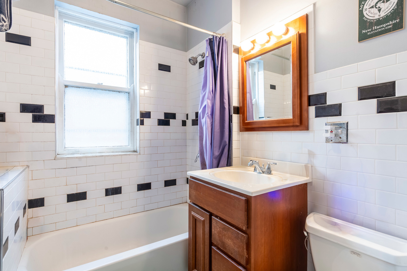 1317 W Elmdale Avenue Property Photo 6