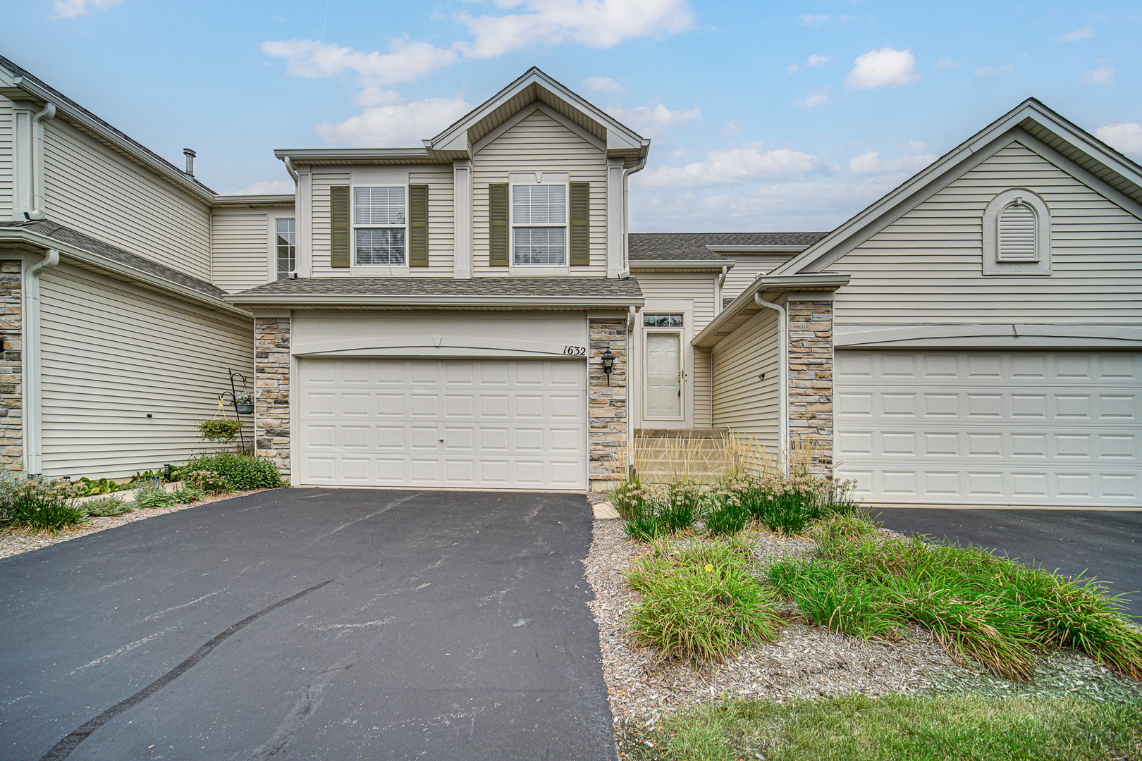 1632 Fredericksburg Lane Property Photo 1