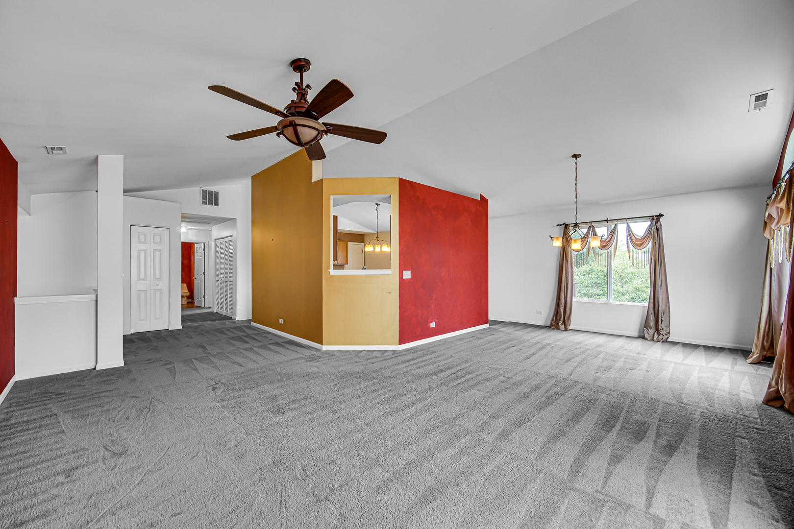 1632 Fredericksburg Lane Property Photo 3