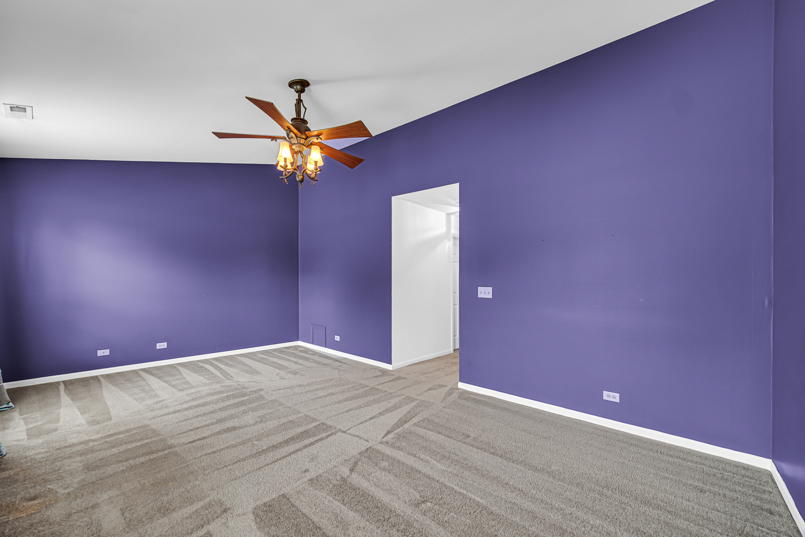 1632 Fredericksburg Lane Property Photo 10