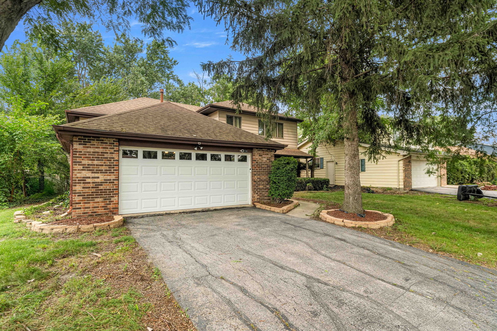 1114 185th Place Property Photo 3