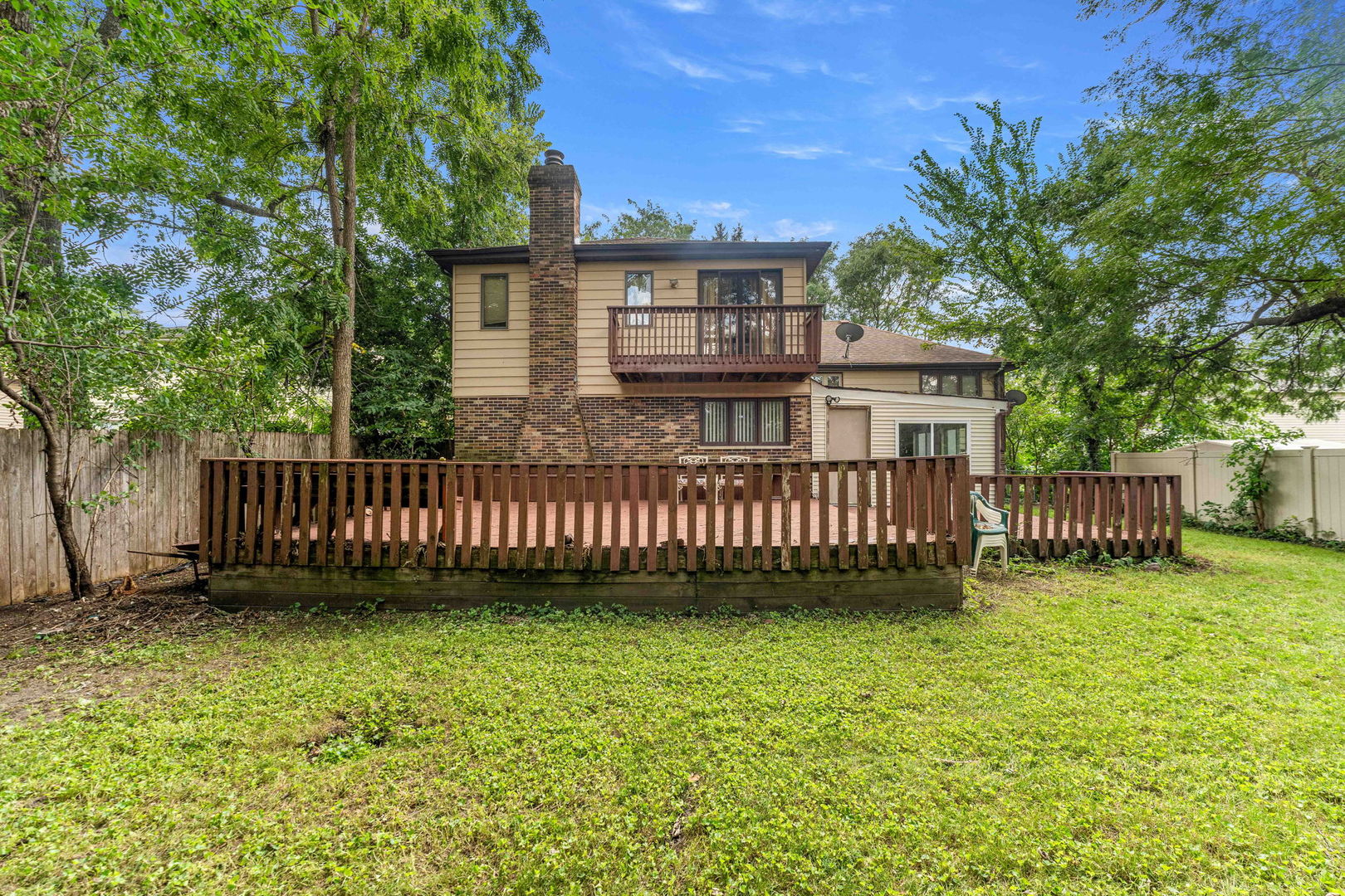 1114 185th Place Property Photo 4