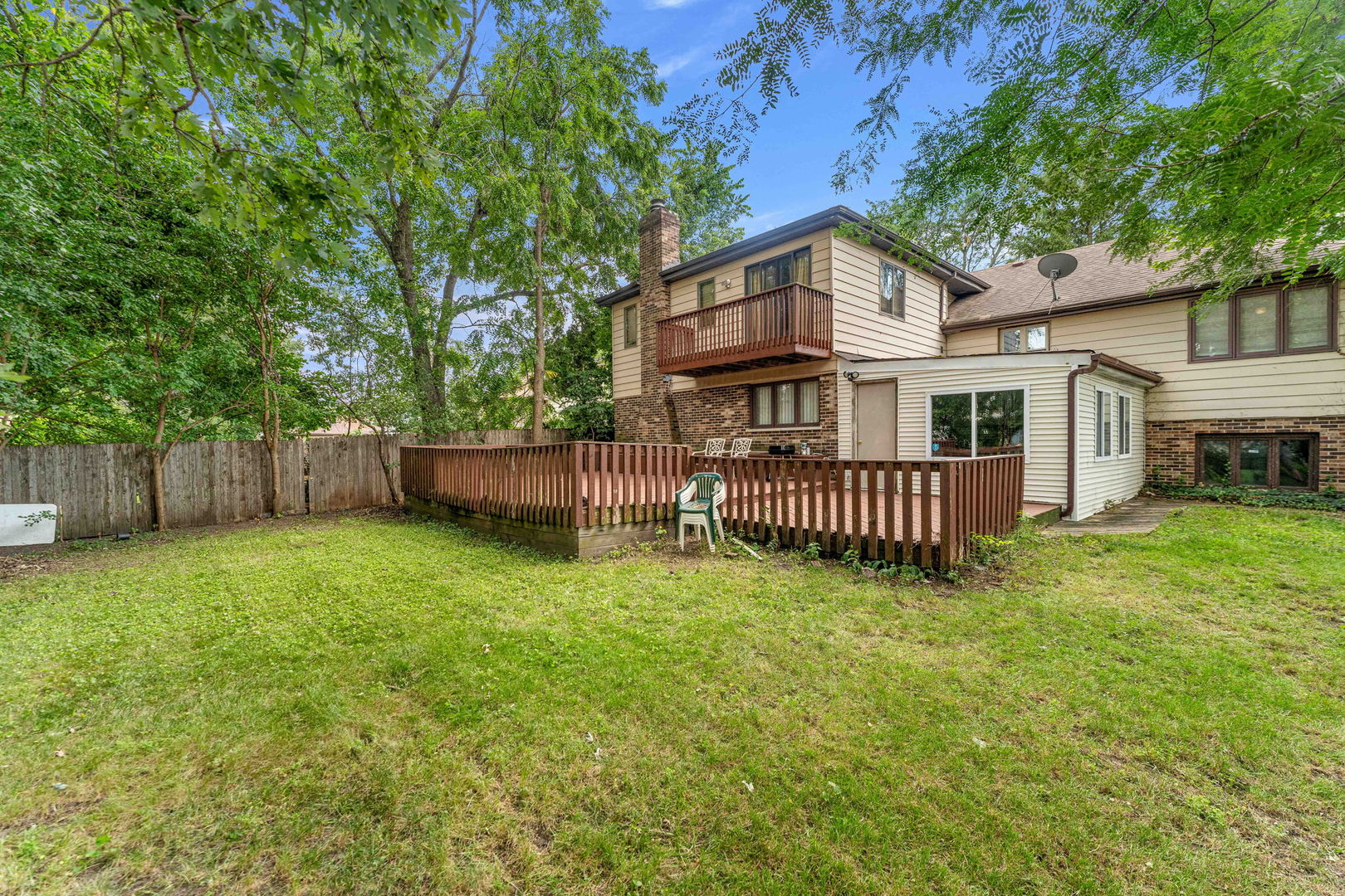 1114 185th Place Property Photo 5