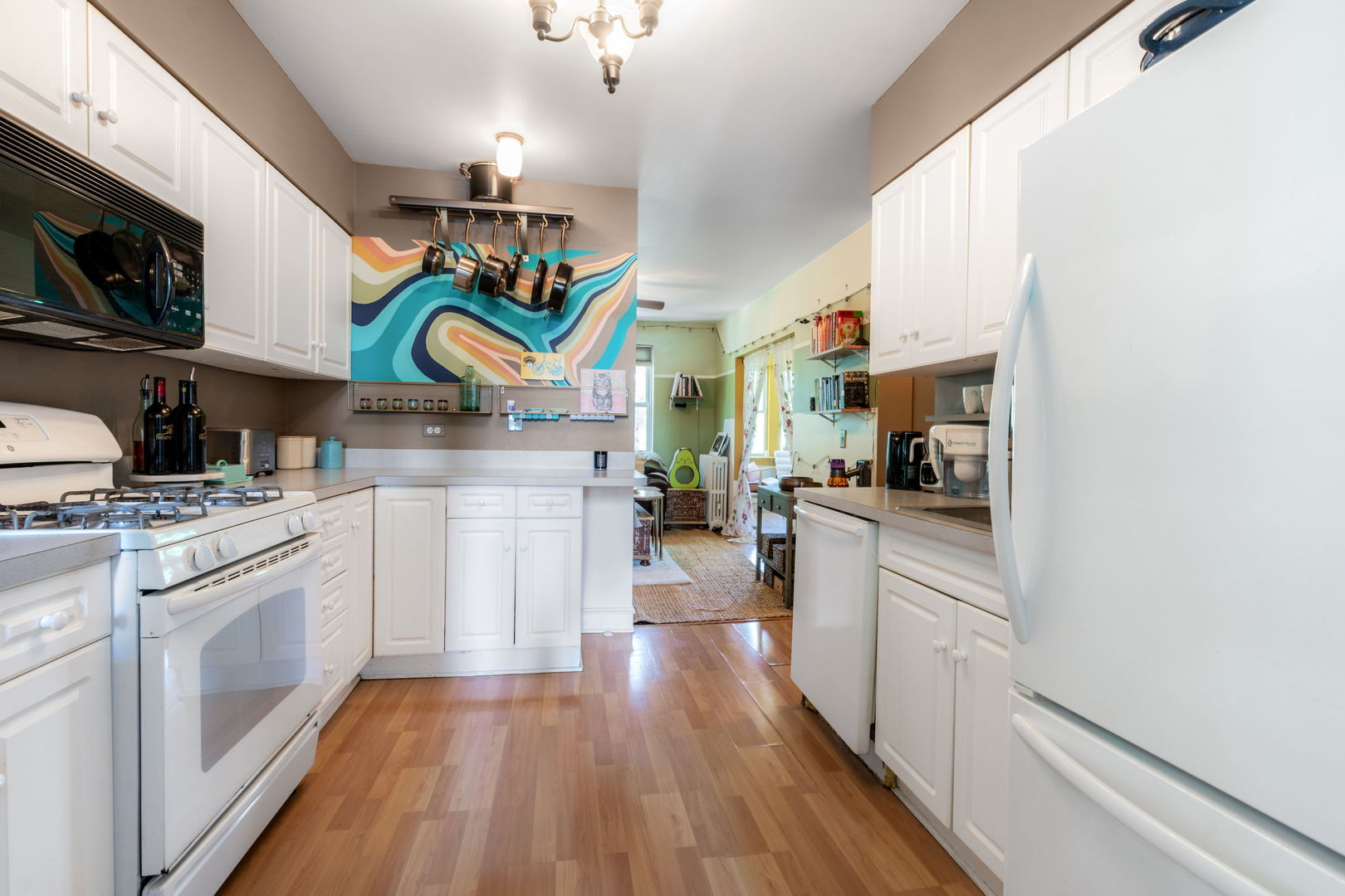 5060 N Claremont Avenue 3e Property Photo 6