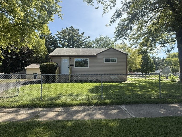 1945 Creek Road Property Photo 1