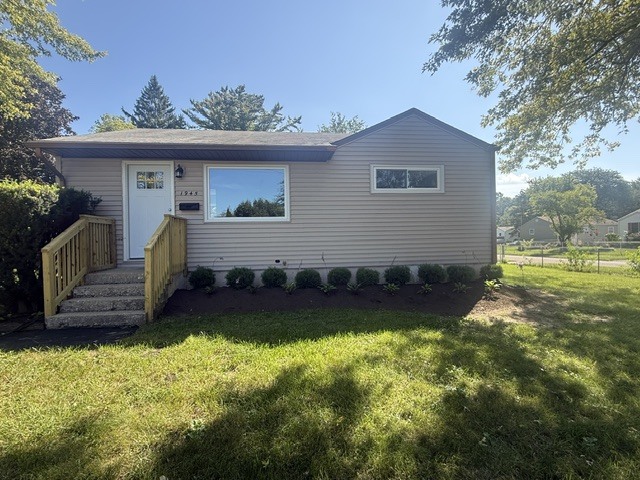 1945 Creek Road Property Photo 2
