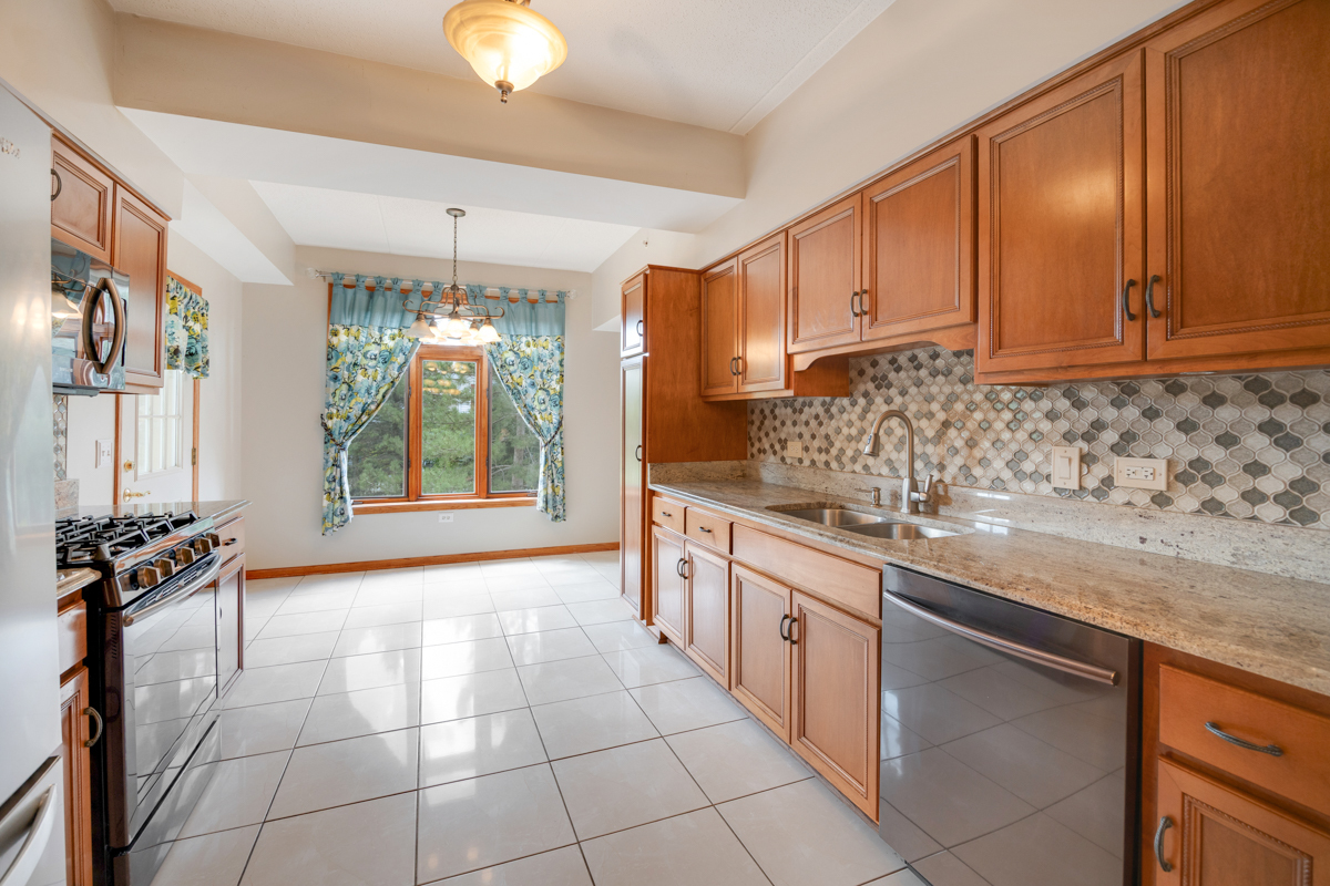 18650 Pine Lake Drive 1d Property Photo 8