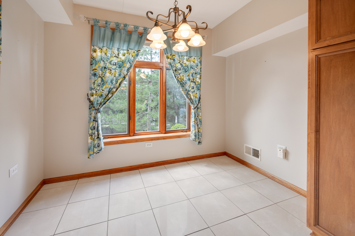 18650 Pine Lake Drive 1d Property Photo 9