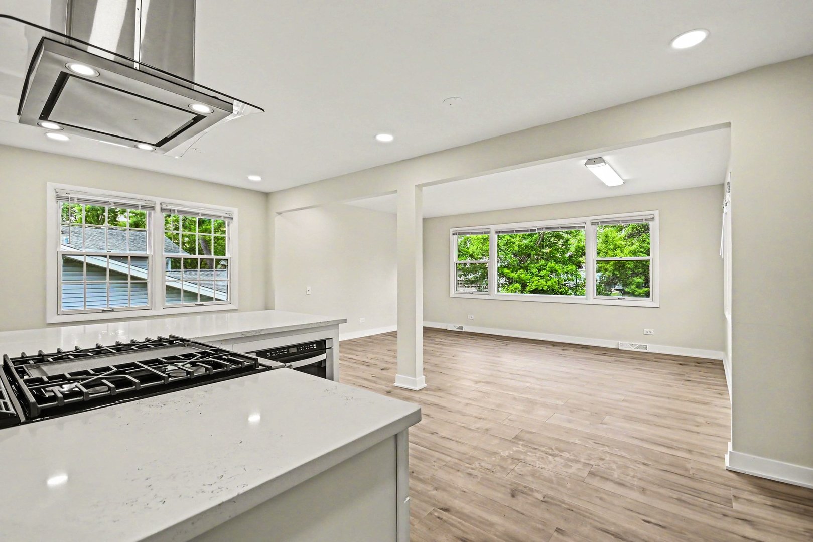 1312 W Oakmont Road Property Photo 10