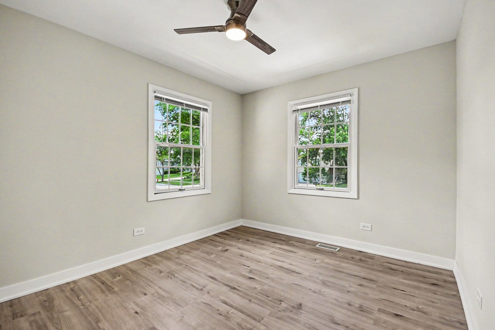 1312 W Oakmont Road Property Photo 13
