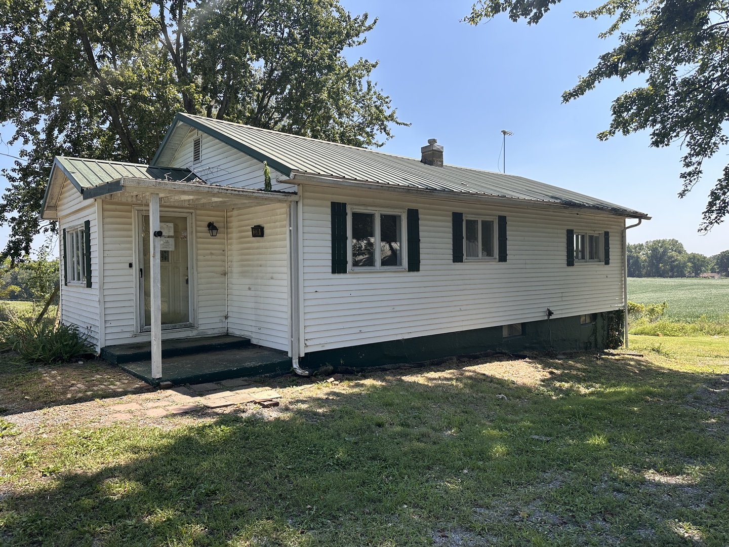 23780 Carlyle Road Property Photo 2
