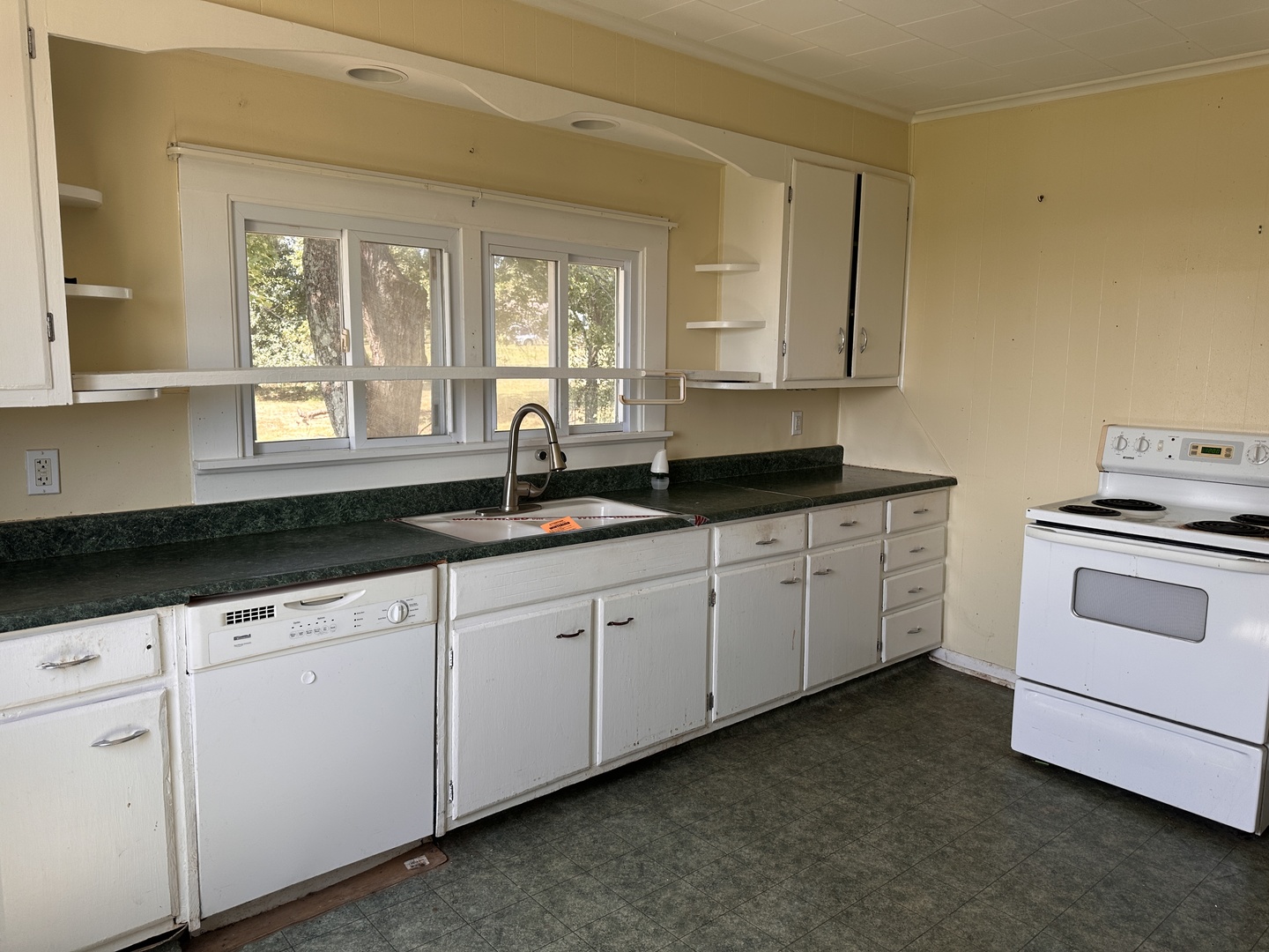 23780 Carlyle Road Property Photo 12